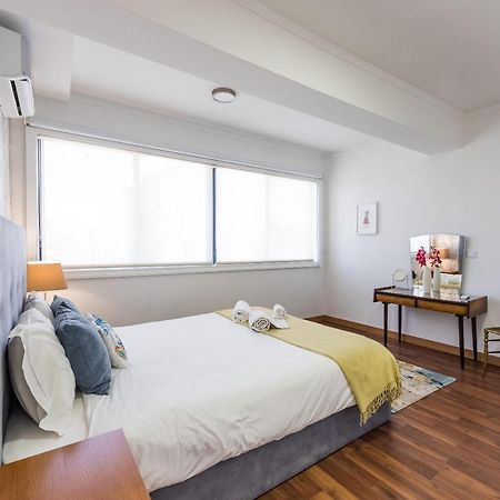 Guestready - The First Appartamento OOporto Esterno foto
