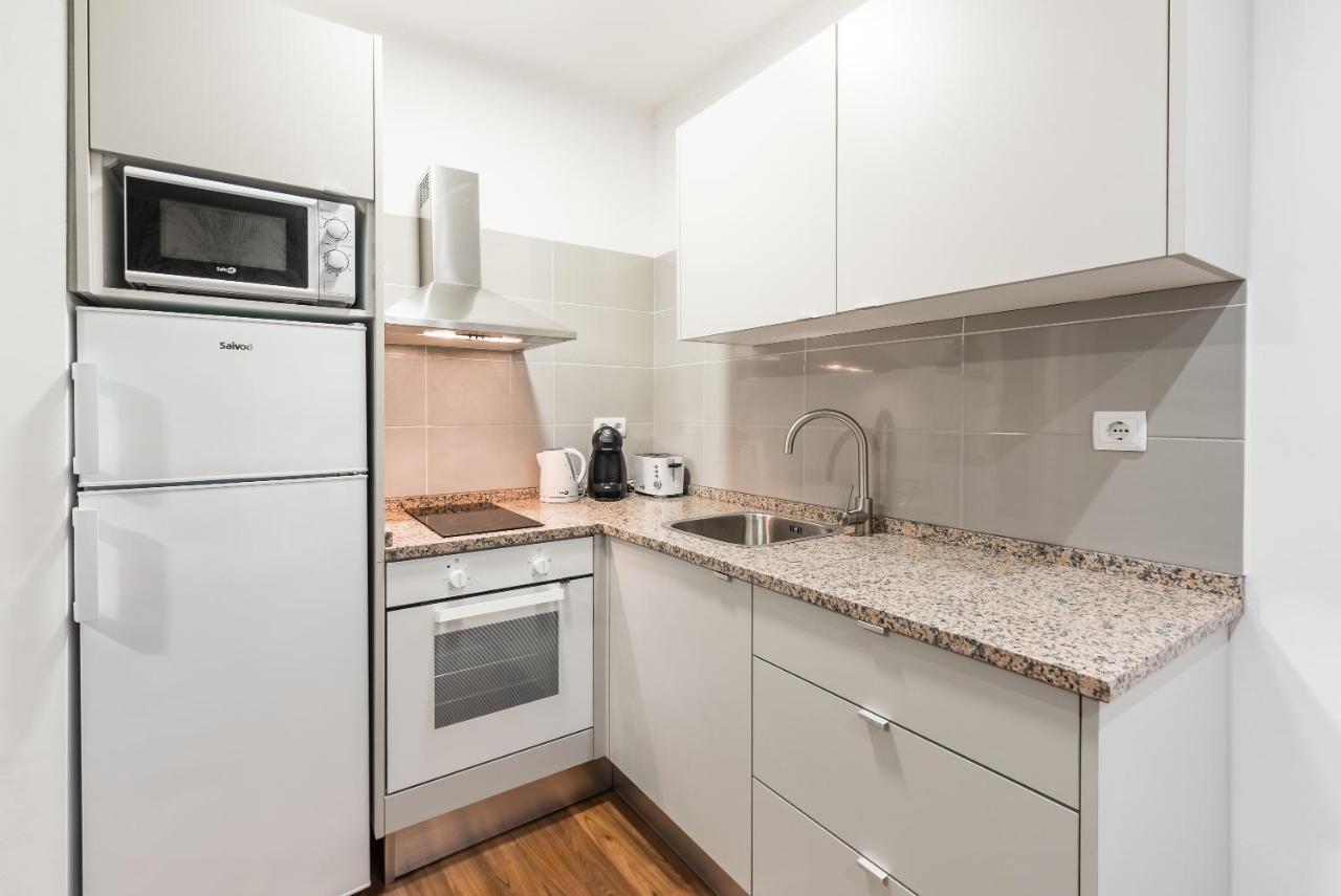 Guestready - The First Appartamento OOporto Esterno foto