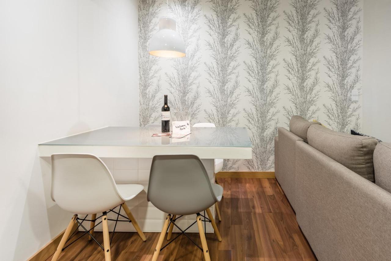 Guestready - The First Appartamento OOporto Esterno foto