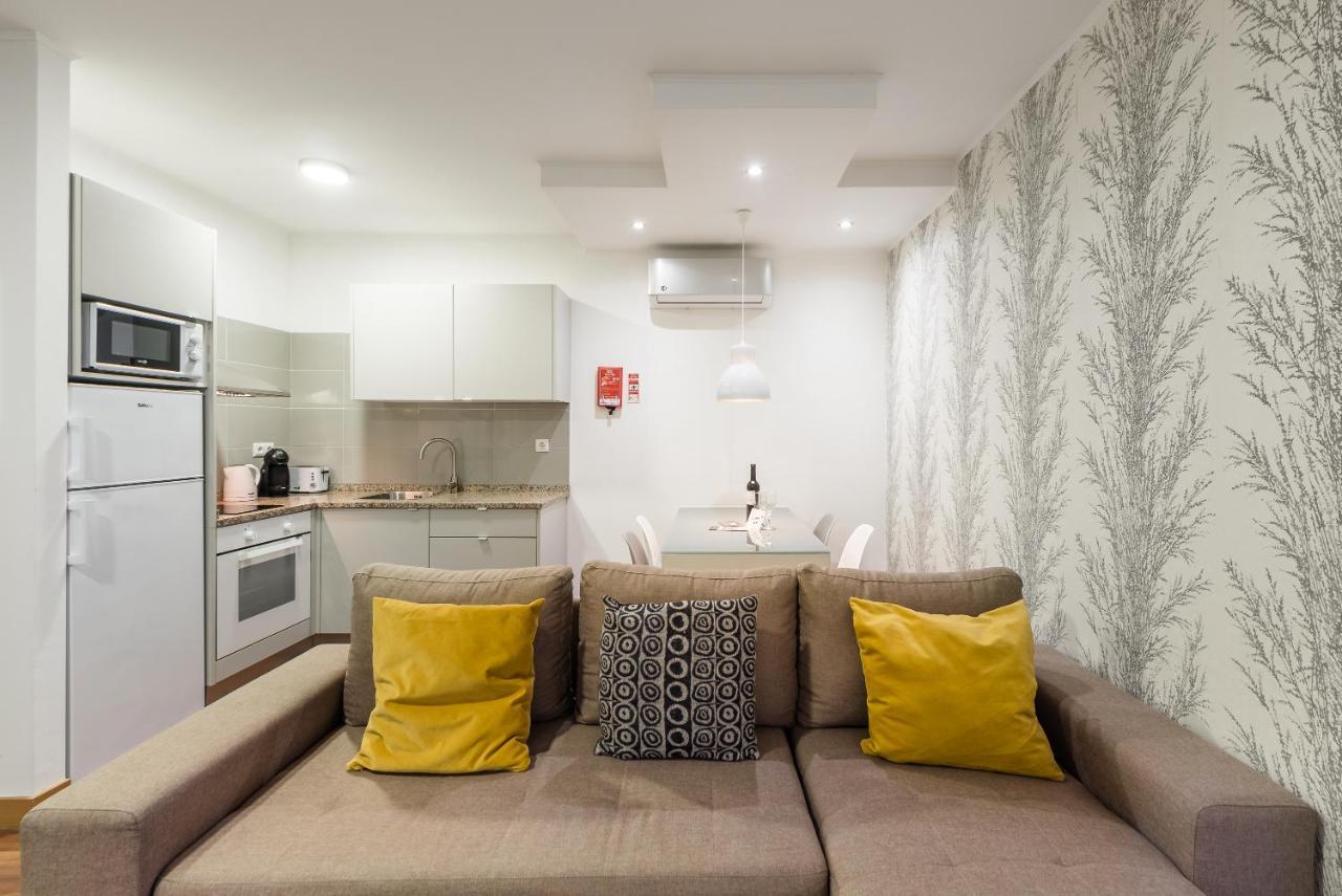 Guestready - The First Appartamento OOporto Esterno foto