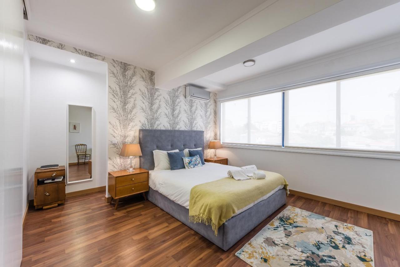 Guestready - The First Appartamento OOporto Esterno foto